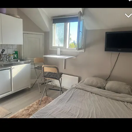 Ferienwohnung Yksioe Laehellae Kupittaa Rautatieasemaa Turku Exterior foto