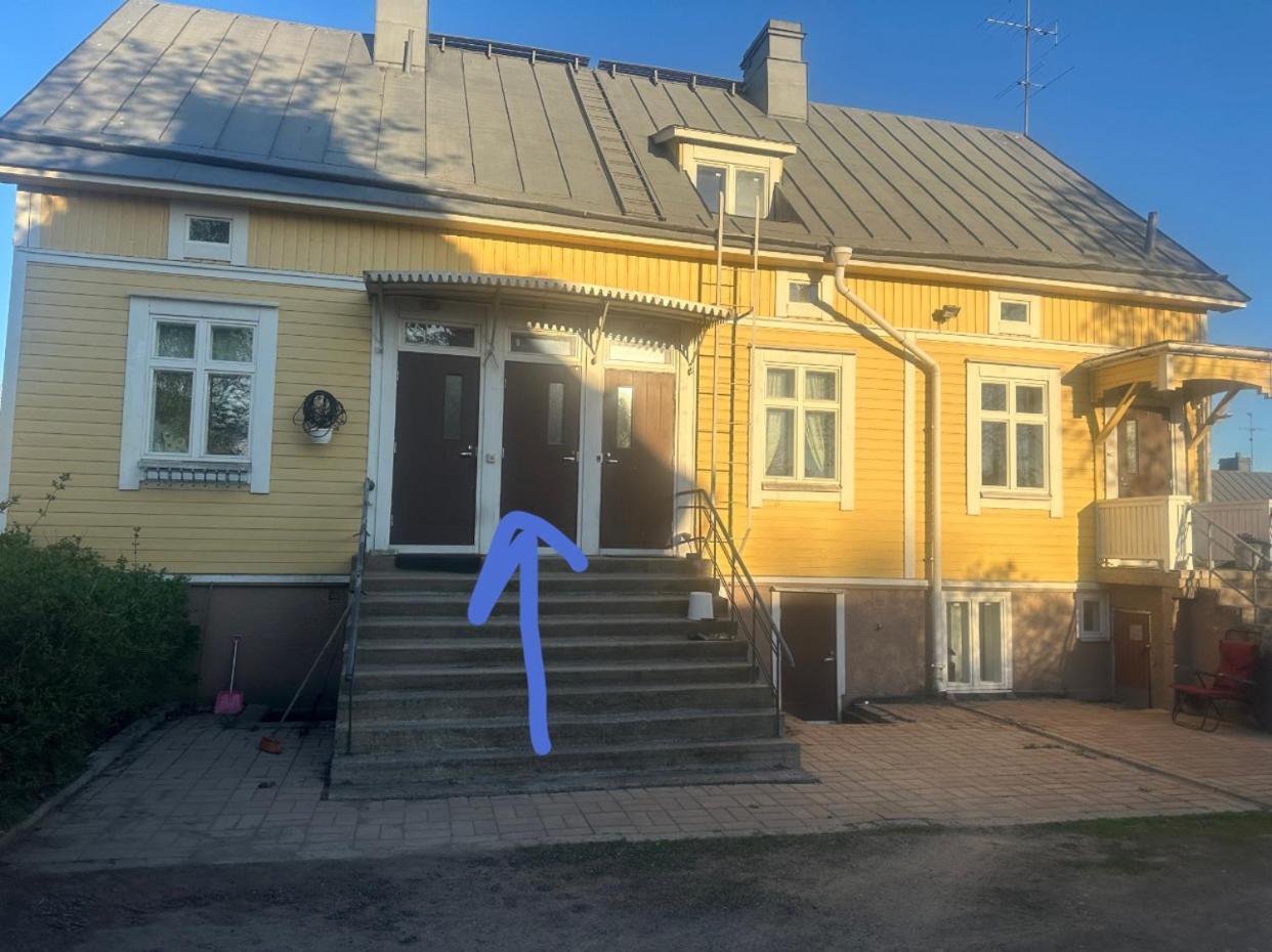 Yksioe Laehellae Kupittaa Rautatieasemaa Apartment *